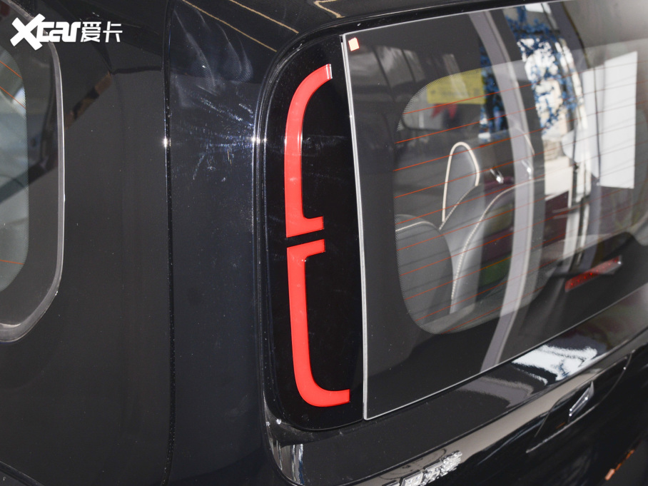 2022EKiWi EV ˇgp F