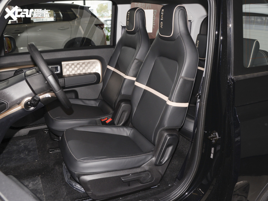 2022EKiWi EV ˇgp F