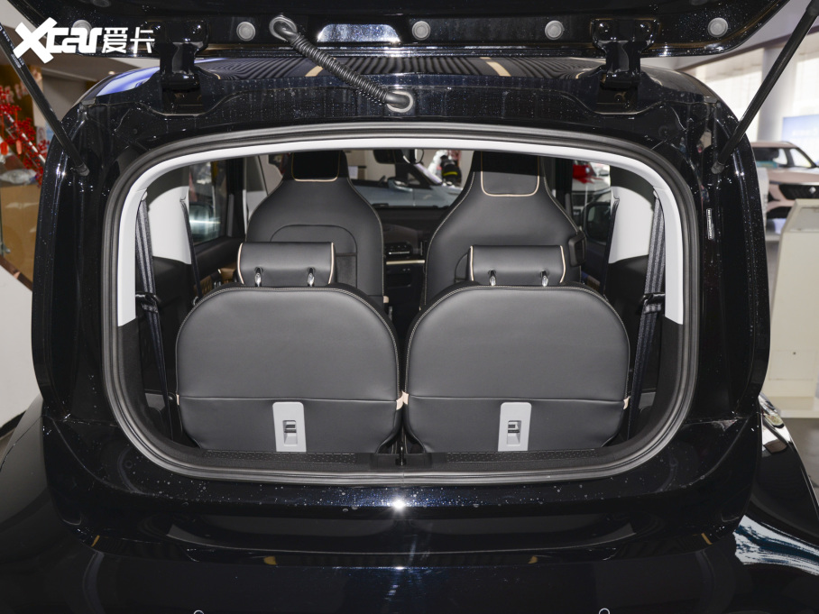 2022EKiWi EV ˇgp F