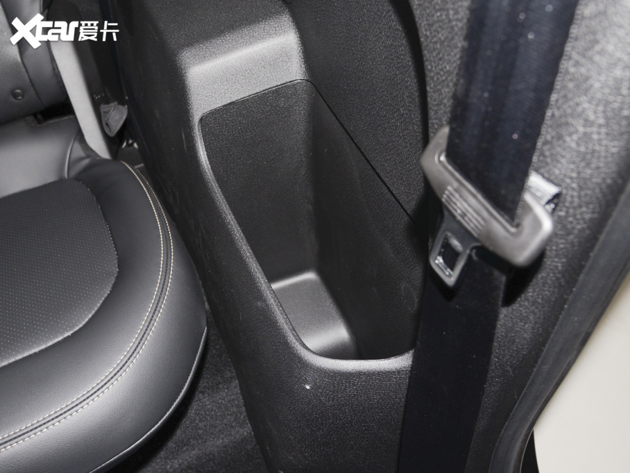 2022EKiWi EV ˇgp F