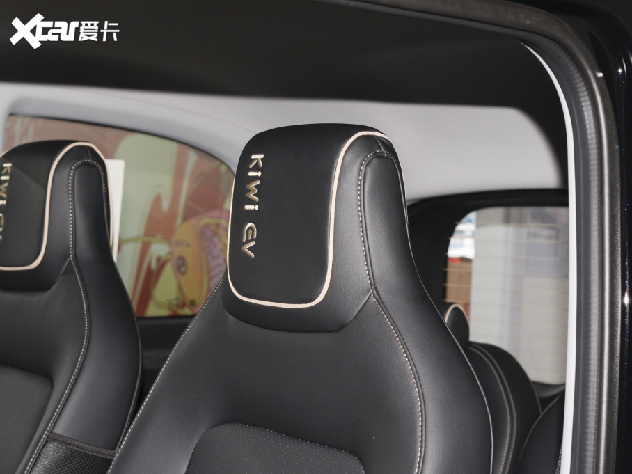 2022EKiWi EV ˇgp F