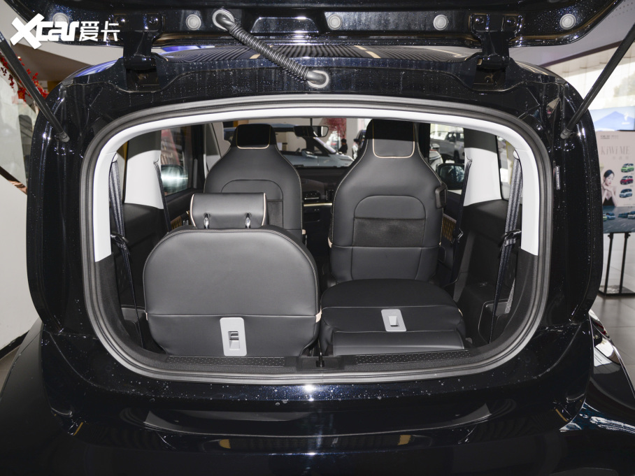 2022EKiWi EV ˇgp F