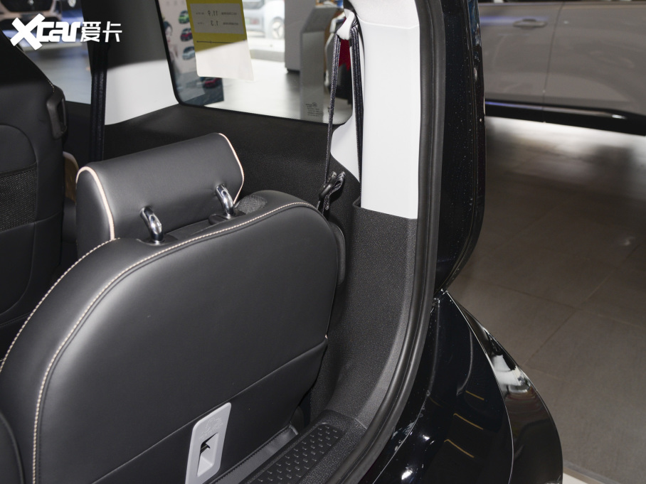 2022EKiWi EV ˇgp F