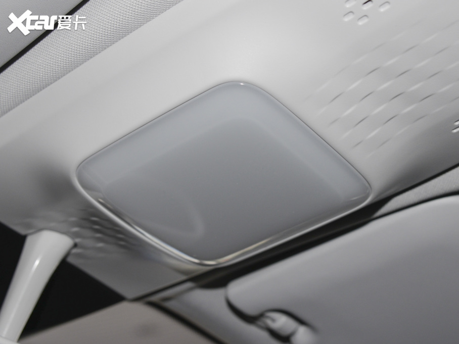 2022EKiWi EV ˇg(sh)p F