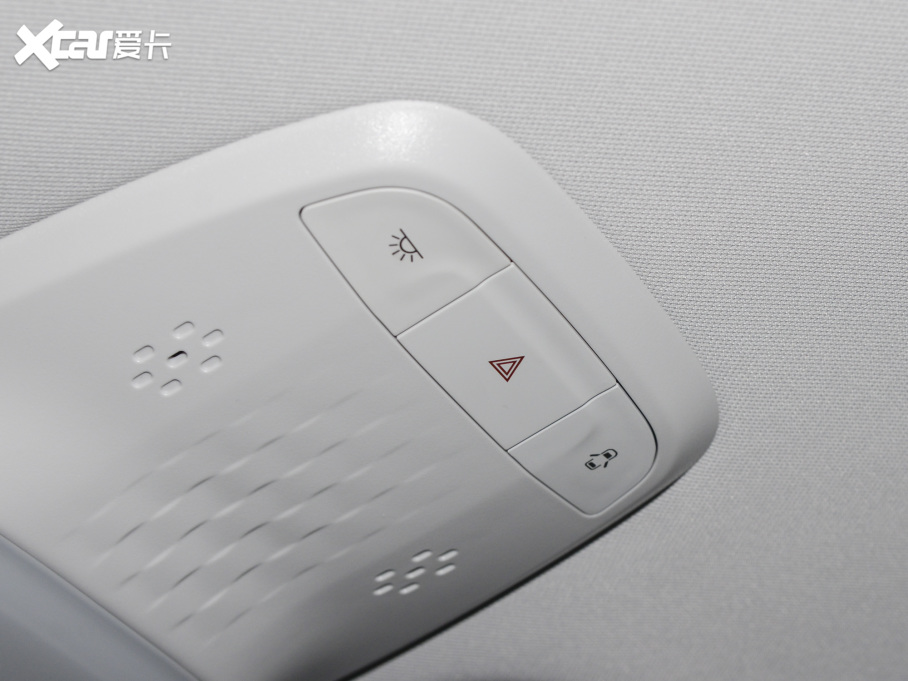 2022EKiWi EV ˇgp F