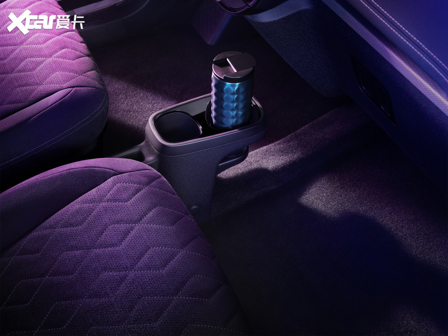 2023EKiWi EV ǳ F