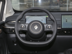 2023款360 Plus 方向盘