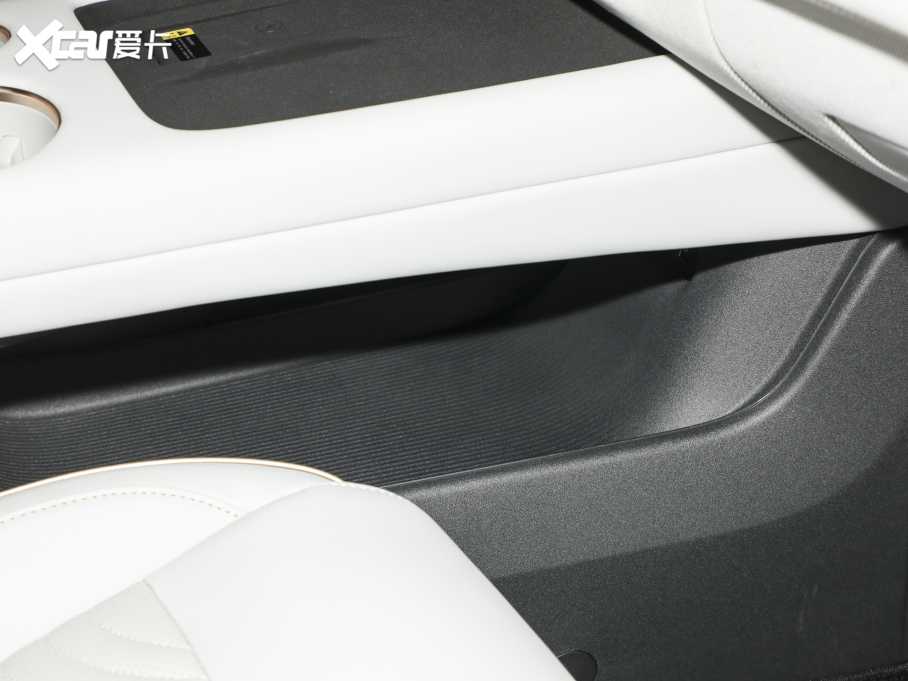 2025��E���� ��� 600km���A��