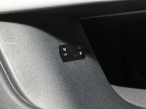 2025 600kmA п؅^