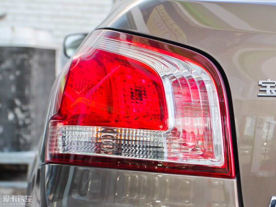 2012E630 1.8L քm