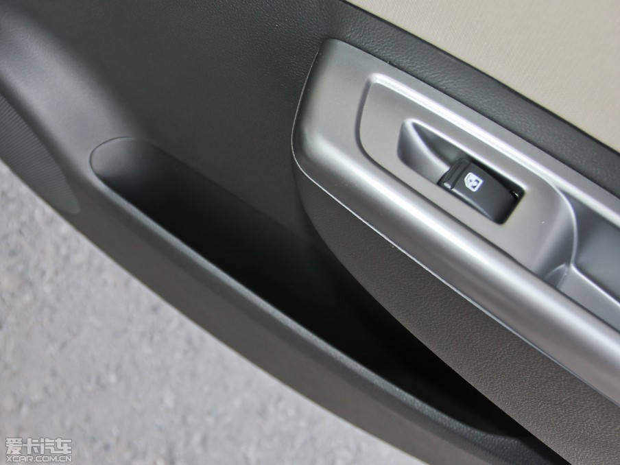 2012E630 1.8L քm