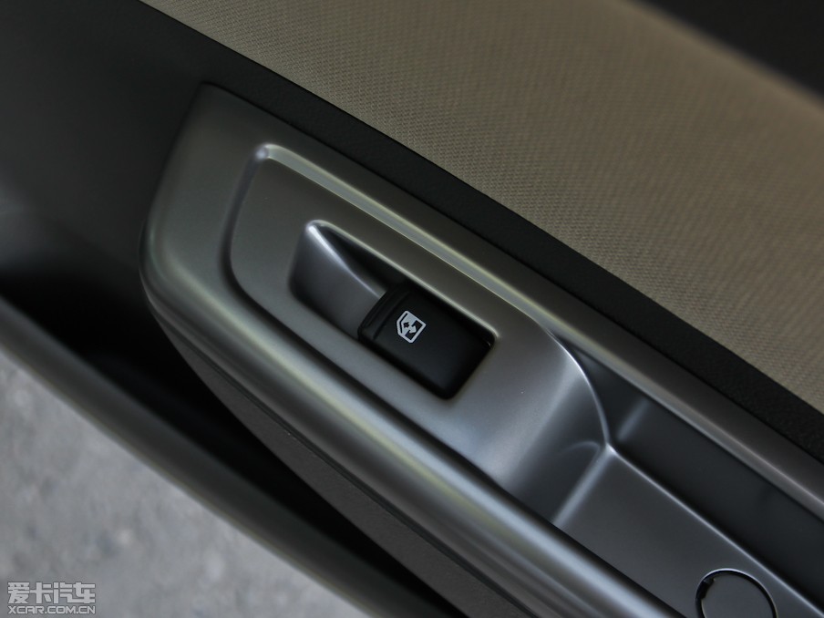 2012E630 1.8L քm