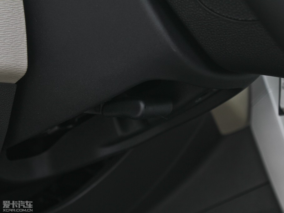 2012��E630 1.8L �ք����m��