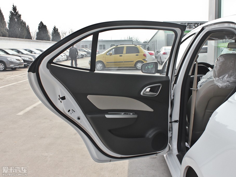 2012��E630 1.8L �ք����m��