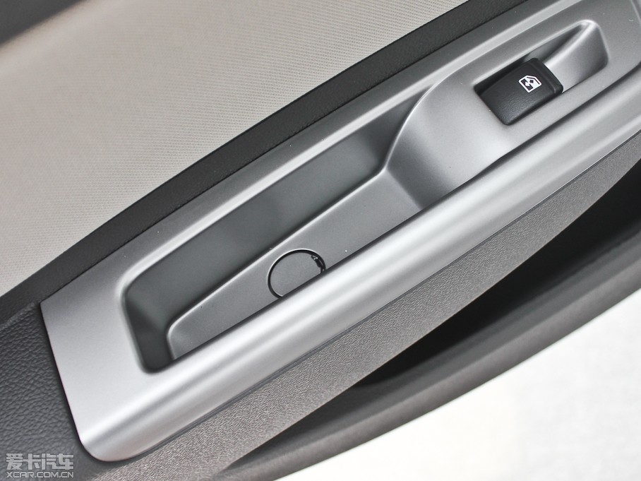 2012E630 1.8L քm