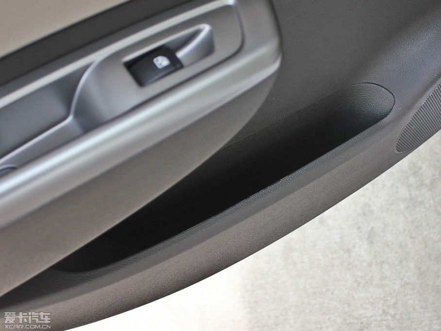 2012E630 1.8L քm