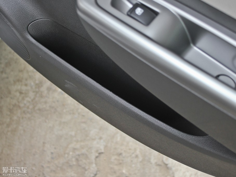 2012E630 1.8L քm