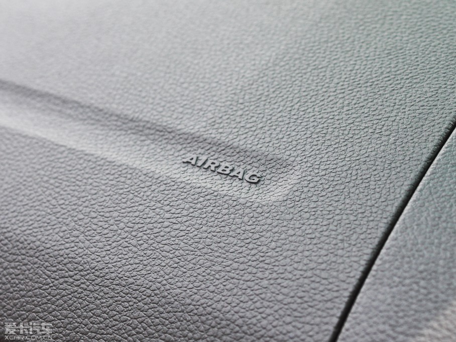 2012��E630 1.8L �ք����m��