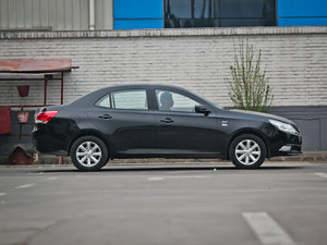 2012款1.5L DVVT 自动精英版 整体外观