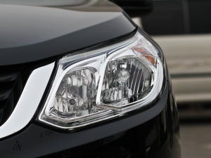 2012款1.5L DVVT 自动精英版 大灯
