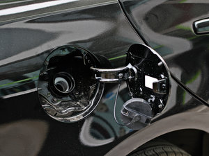 2012款1.5L DVVT 自动精英版 油箱盖
