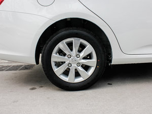 2012款1.8L 自动精英版 细节外观