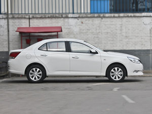 2012款1.8L 手动舒适版 整体外观
