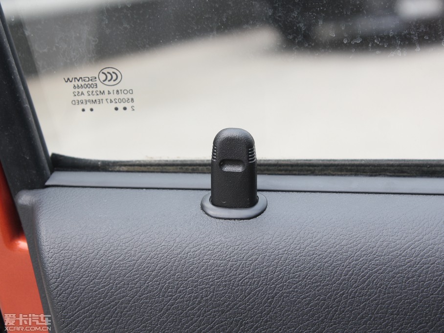 2012Y Ŀ 1.2L ք\Ӄ(yu)Խ