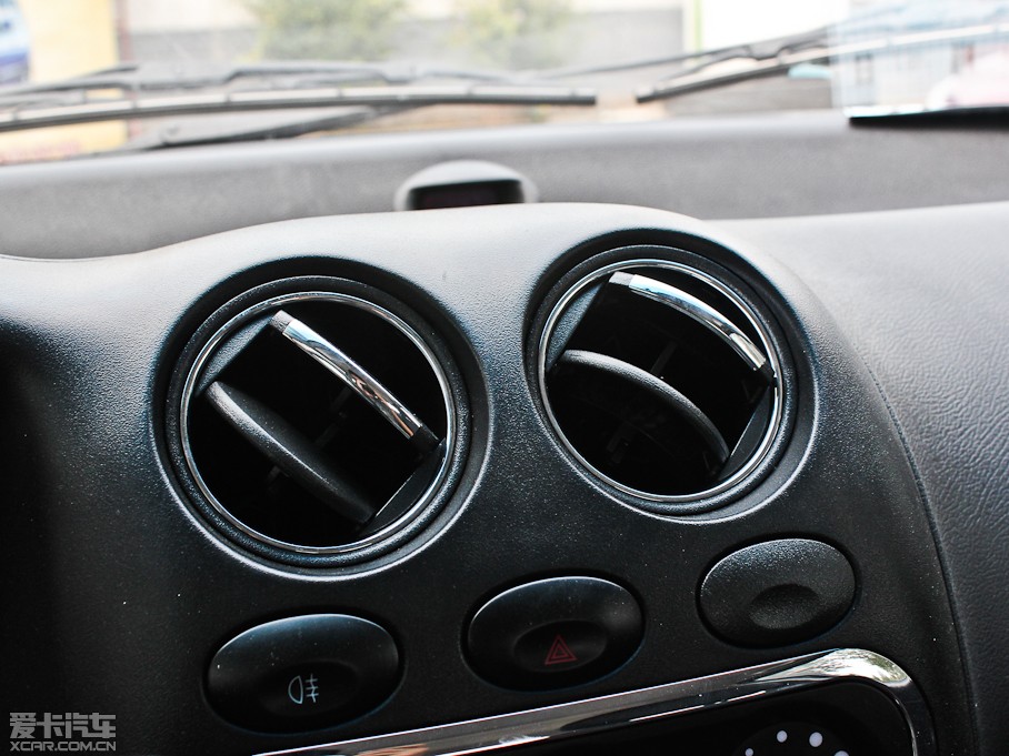 2012Y Ŀ 1.2L ք(dng)\(yn)(dng)r(sh)