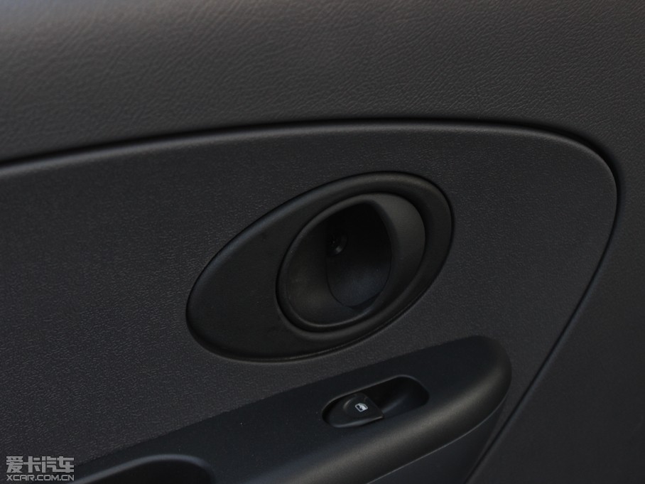 2012Y Ŀ 1.0L քP-TEC