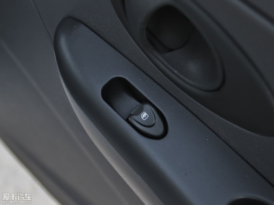 2012Y Ŀ 1.0L քP-TEC(yu)Խ