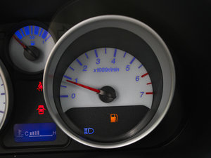 2012Ŀ 1.2L ք\ӃԽ п؅^