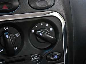 2012Ŀ 1.2L ք(dng)\(yn)(dng) п؅^(q)