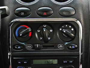 2012Ŀ 1.2L ք\ӻ {{