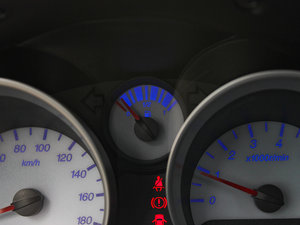 2012Ŀ 1.2L ք\ӕr п؅^