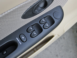 2012Ŀ 1.0L քP-TEC п؅^