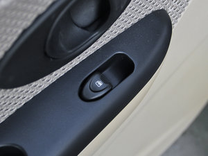 2012Ŀ 1.0L քP-TEC п؅^