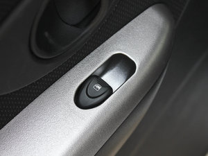 2012Ŀ 1.2L ք\ӕr п؅^