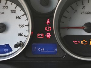 2012Ŀ 1.2L ք\ӕr п؅^