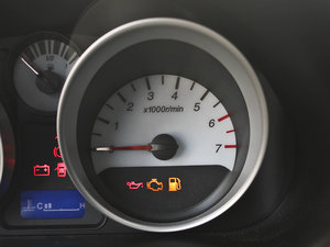 2012Ŀ 1.2L ք\ӕr п؅^