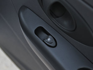 2012Ŀ 1.0L քP-TECԽ п؅^