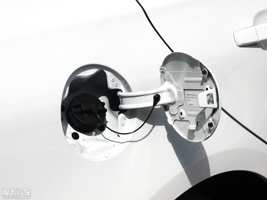 2013��E630 1.5L DVVT �ք����m��