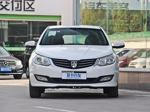 2014款1.5L 自动豪华版 整体外观