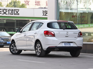 2014款1.5L 自动豪华版 整体外观