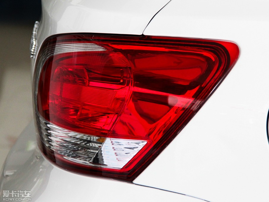 2014E610 CROSS 1.5L ԄӺA