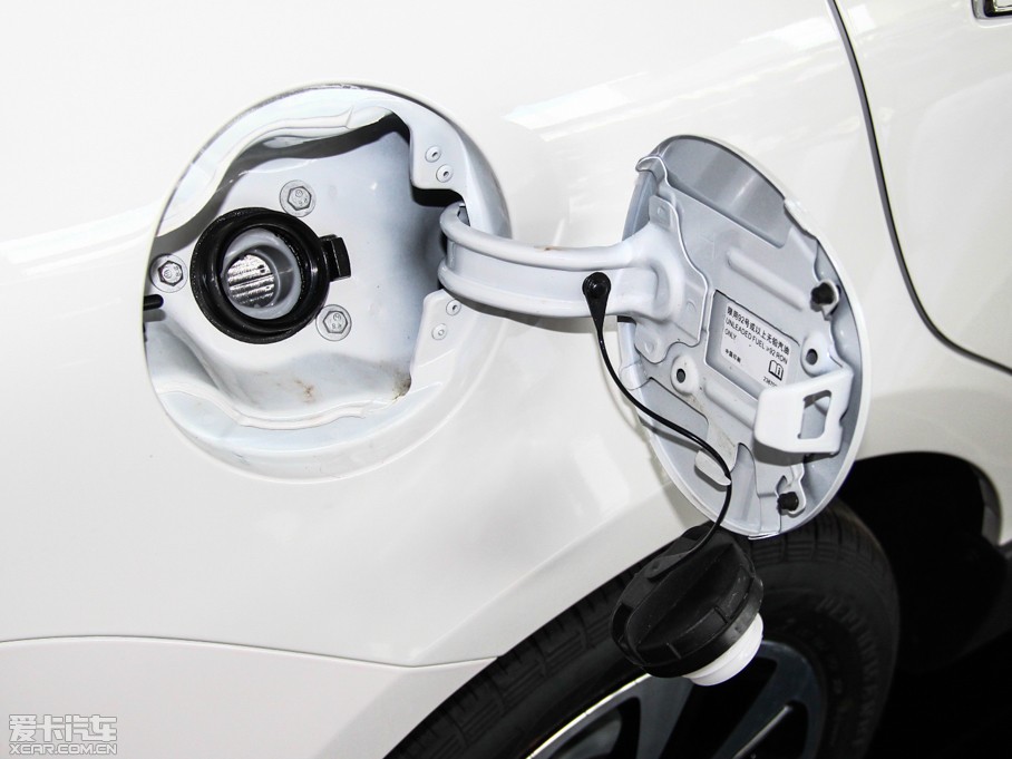 2014E610 CROSS 1.5L ԄӺA