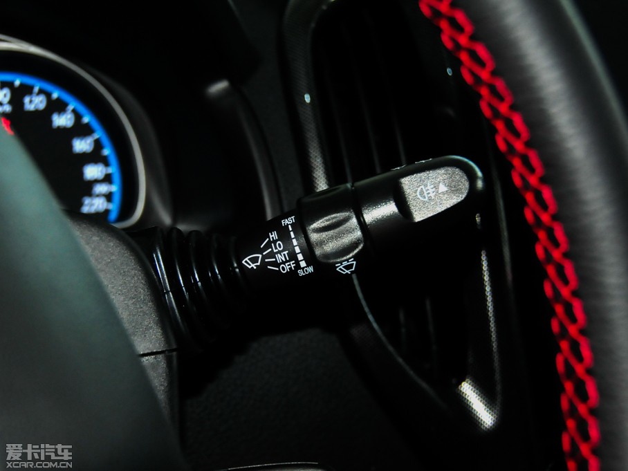 2014E610 CROSS 1.5L Ԅ(dng)A