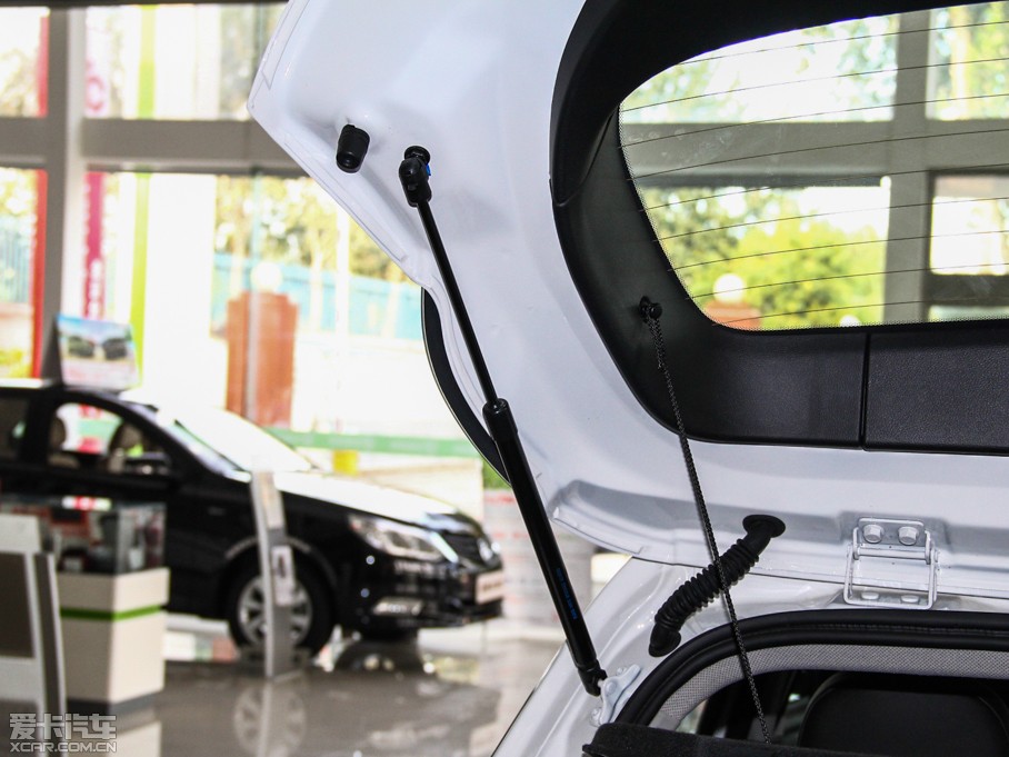 2014E610 CROSS 1.5L ԄӺA