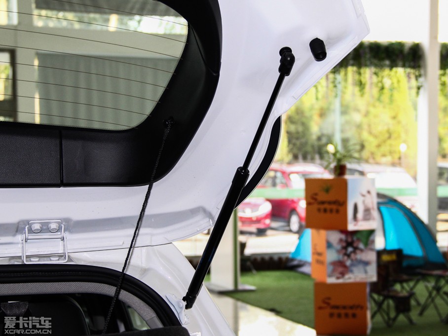 2014E610 CROSS 1.5L ԄӺA