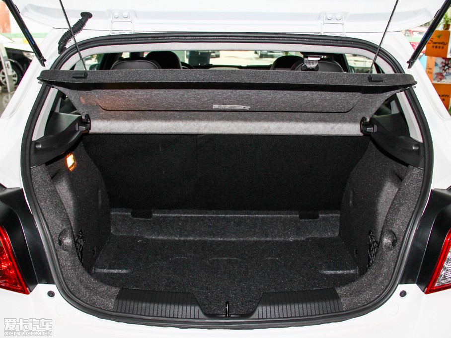 2014E610 CROSS 1.5L ԄӺA